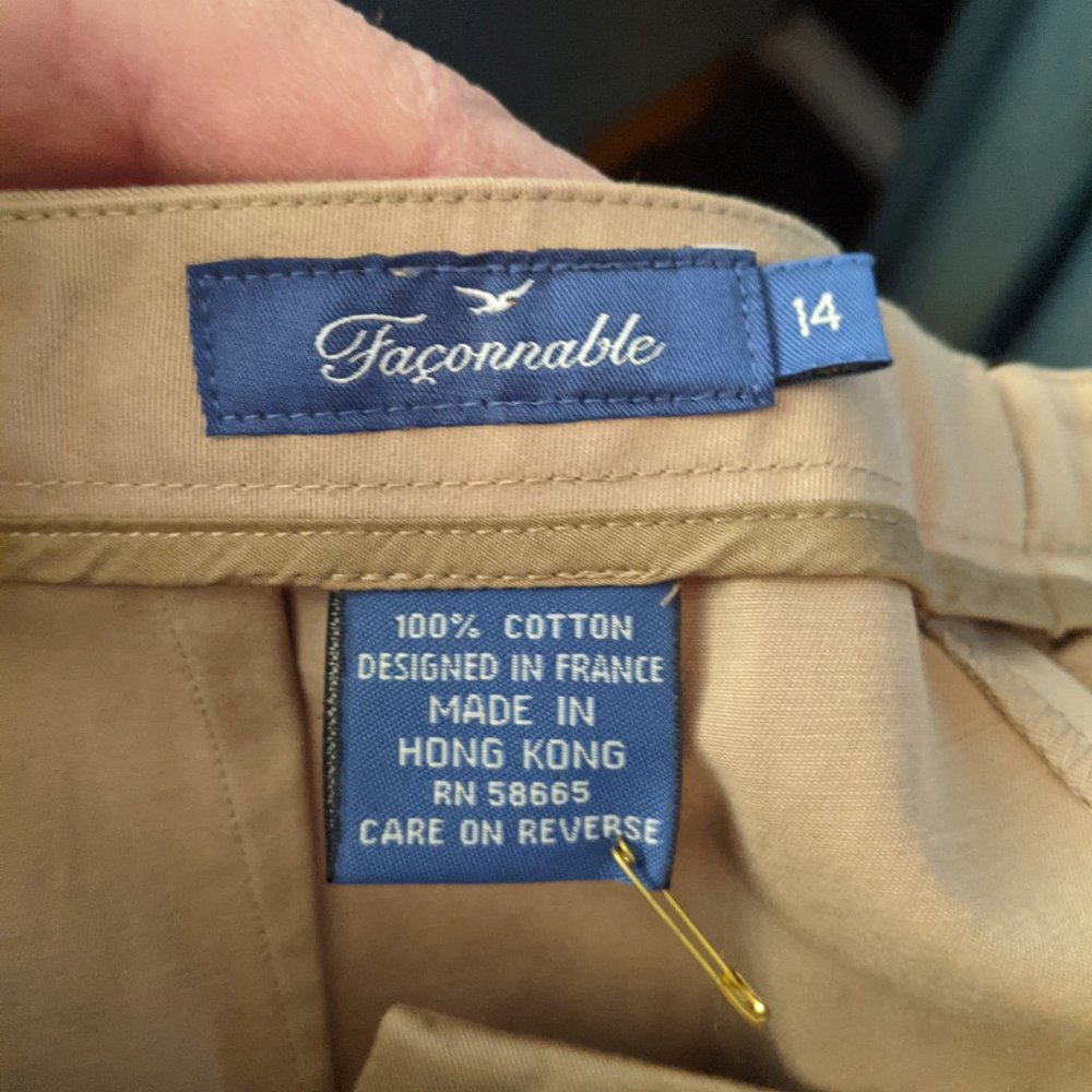 Facconable Women's Khakis - Picture 8 of 8